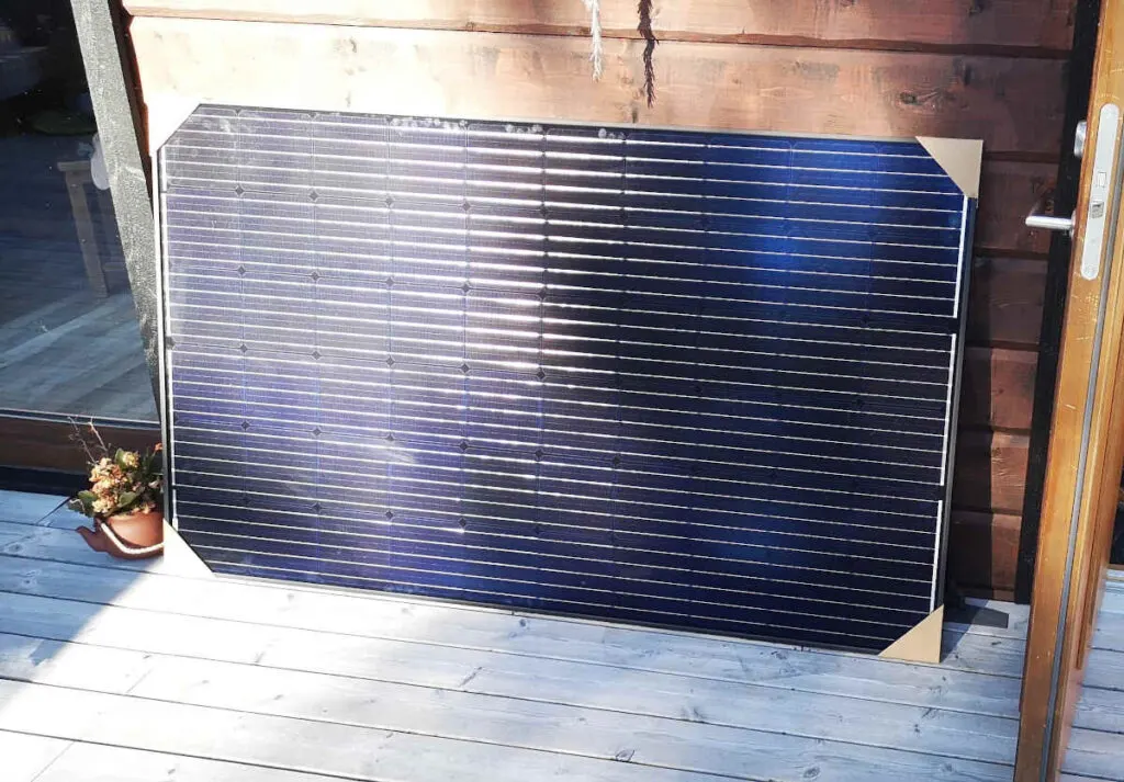 single solar panel