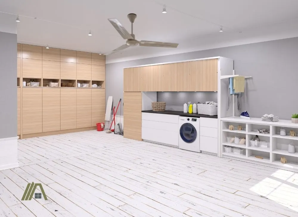 Laundry room with a ceiling fan