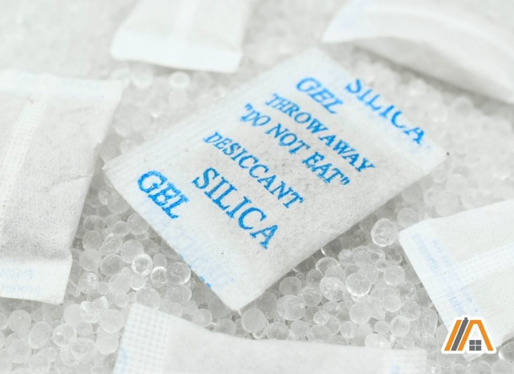 Desiccant silica gel pack